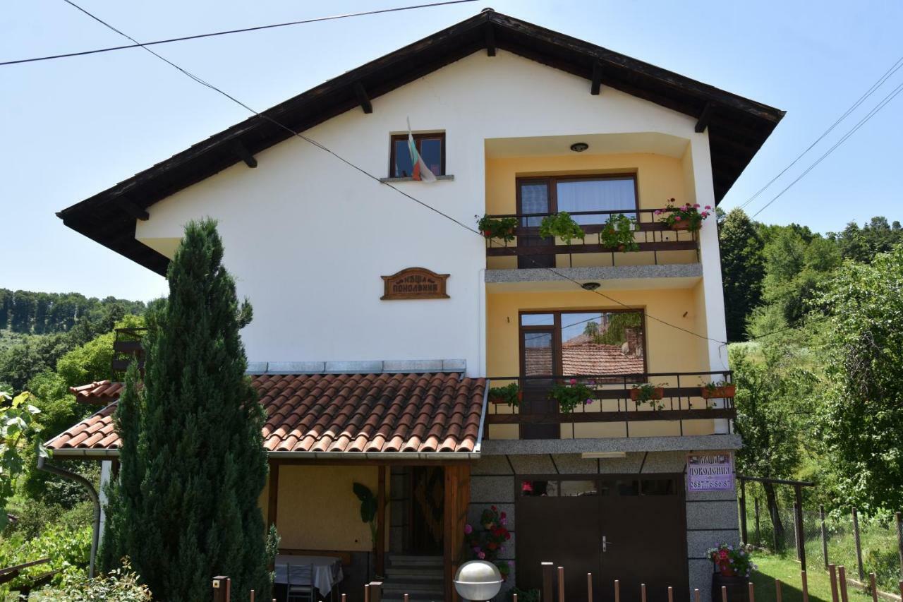 Къща Поколения Tryavna Ngoại thất bức ảnh